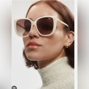 QUAY Australia EVER AFTER SUNGLASSES in white